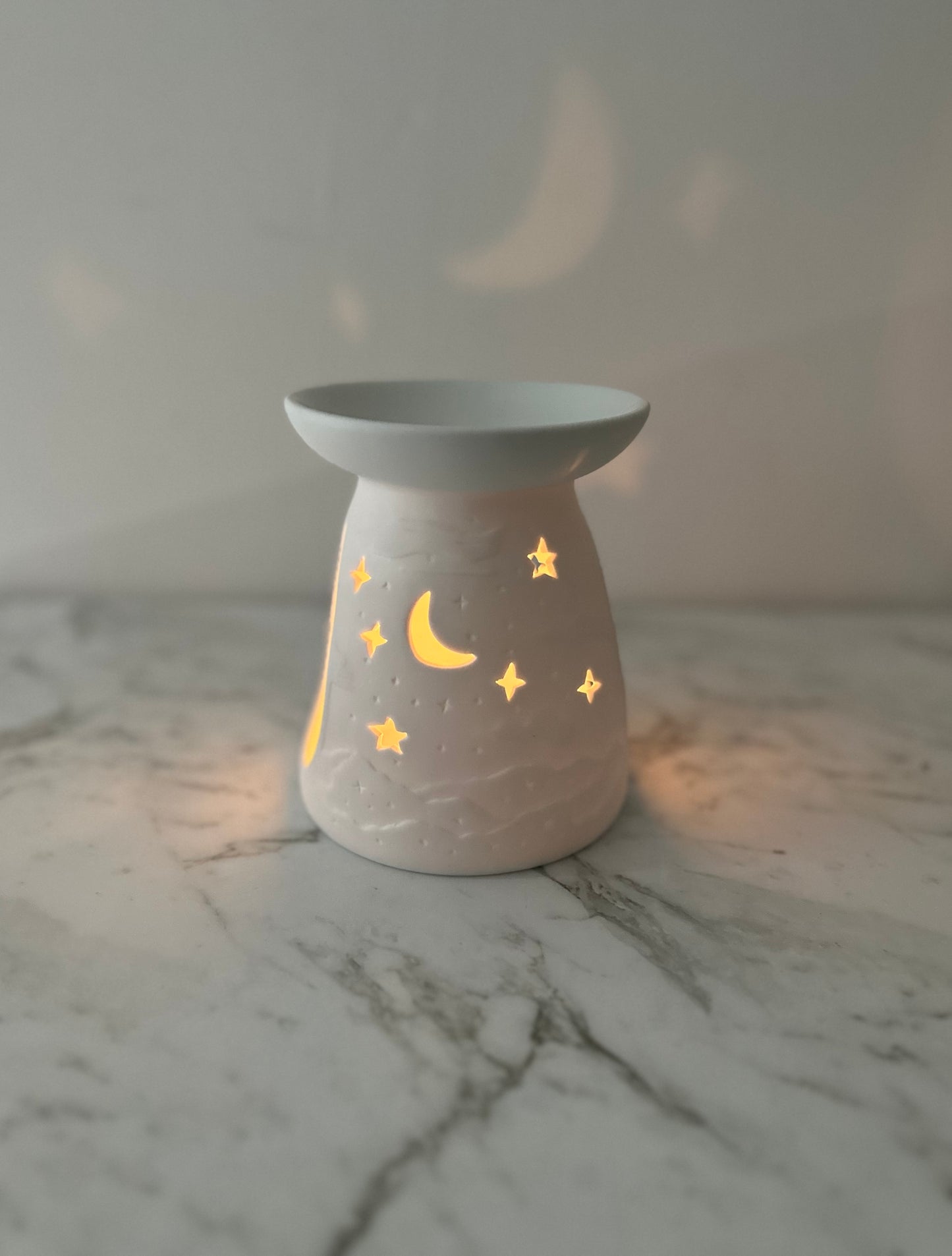 White Moon & Stars Tealight Wax Burner